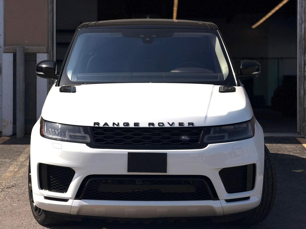 2019 Land Rover Range Rover Sport SE| CLEAN CAR| CLEAN TITLE| Photo