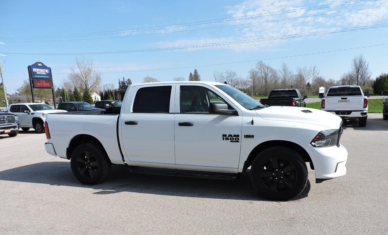 2020 RAM 1500 Classic Express 5.7L Hemi 4X4 1-Owner 6-Seats Only 99000KM Photo2