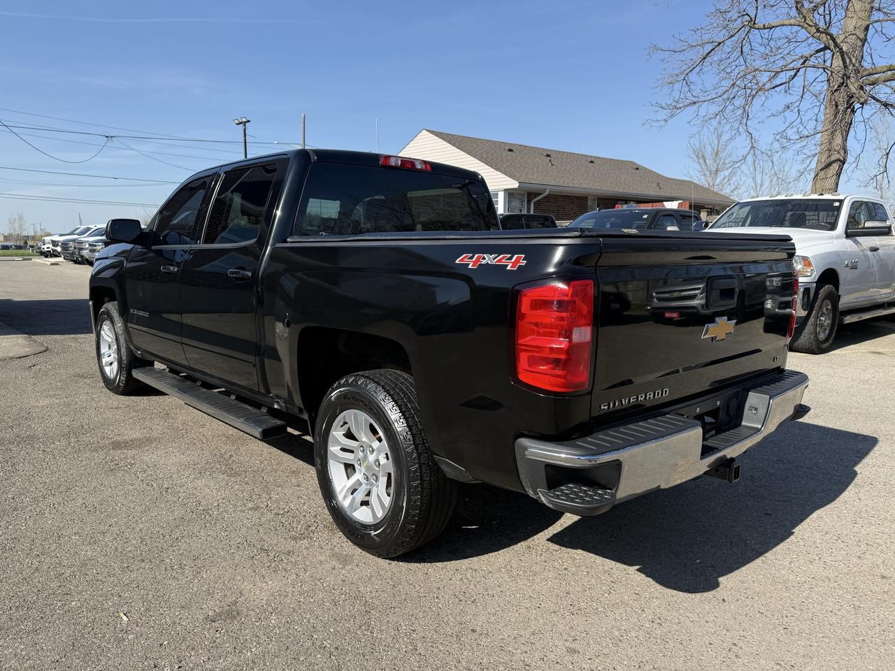 2017 Chevrolet Silverado 1500 LT | Clean Carfax | Drives Great Photo4