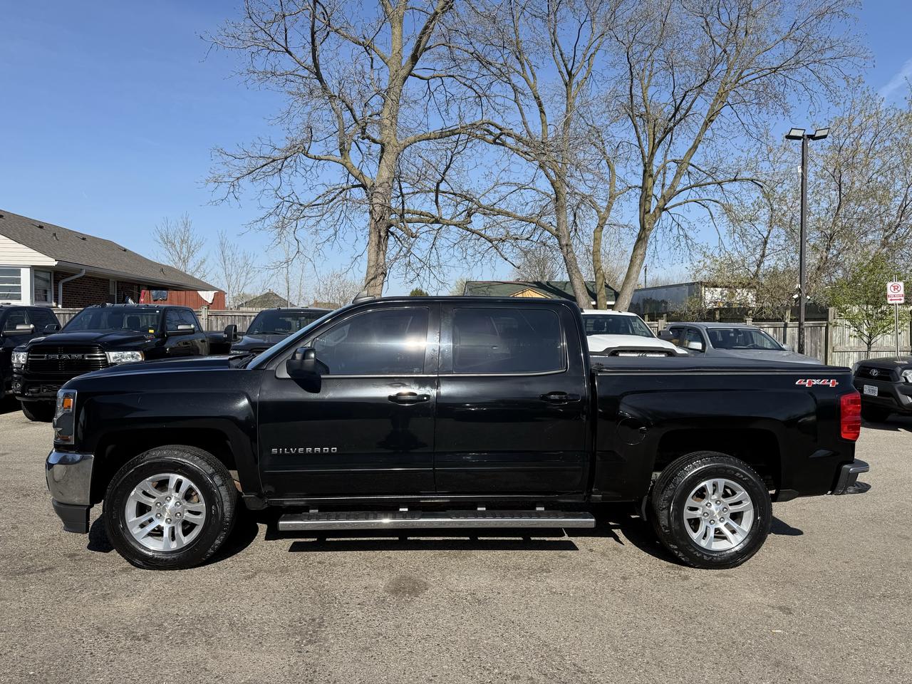 2017 Chevrolet Silverado 1500 LT | Clean Carfax | Drives Great Photo