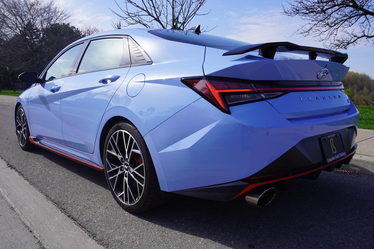 2022 Hyundai Elantra N / 1 OWNER / MANUAL / NAVIGATION / SUNROOF /LOCA Photo