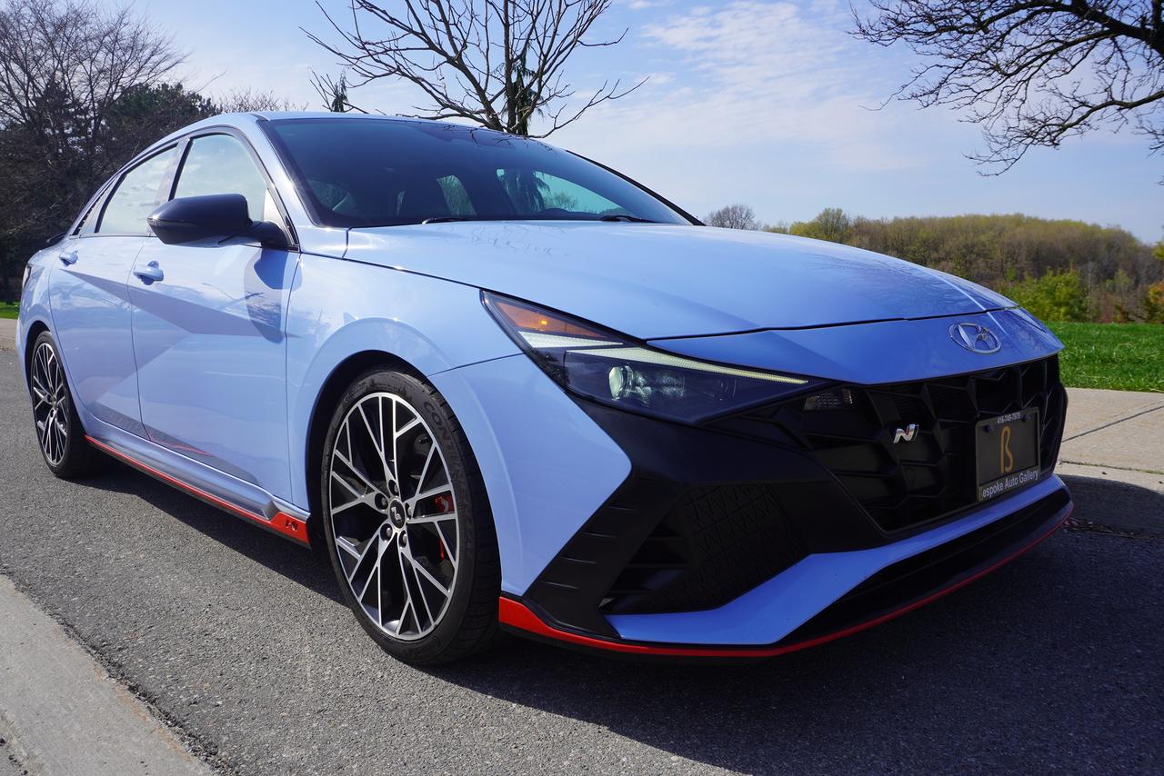 2022 Hyundai Elantra N / 1 OWNER / MANUAL / NAVIGATION / SUNROOF /LOCA Photo