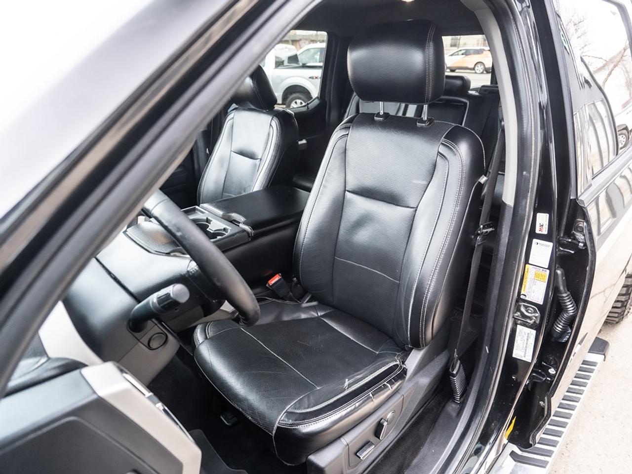 2018 Ford SUPER DUTY F-350 SRW XLT 4WD Crew Cab LIFT/RIMS/TIRES Photo40