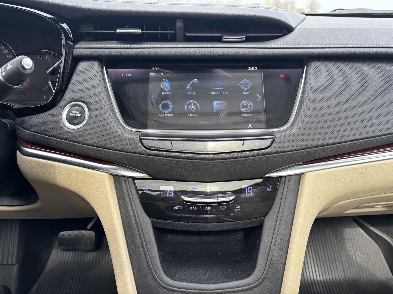 2019 Cadillac XT5 Luxury AWD ~CLEAN CARFAX~3.6 L~ Photo