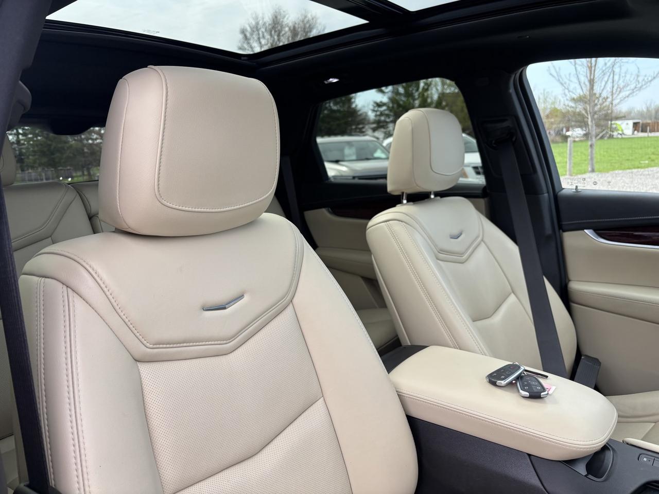 2019 Cadillac XT5 Luxury AWD ~CLEAN CARFAX~3.6 L~ Photo