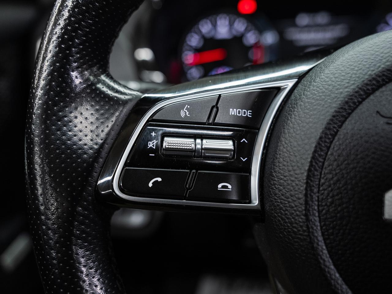 2022 Kia Seltos SX TURBO | Sunroof | Leather | HUD | BSM | CarPlay Photo