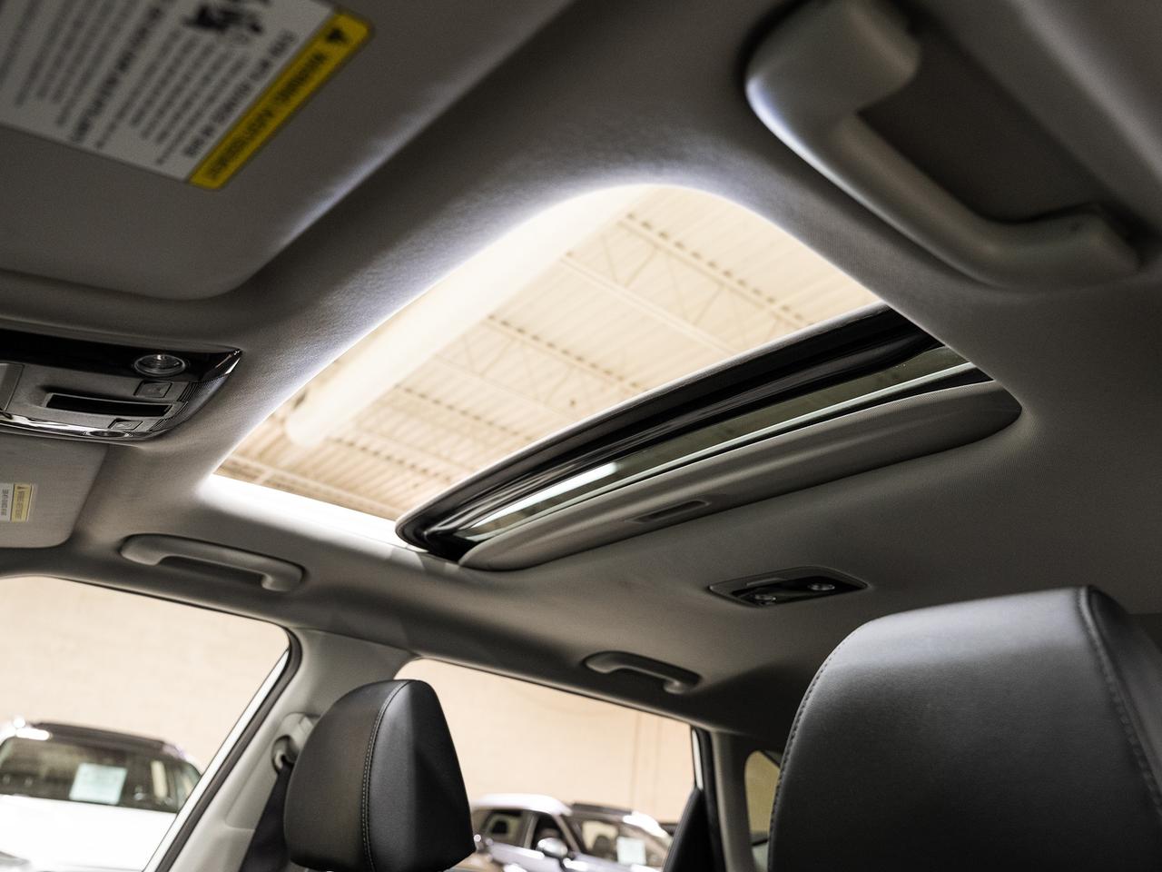 2022 Kia Seltos SX TURBO | Sunroof | Leather | HUD | BSM | CarPlay Photo