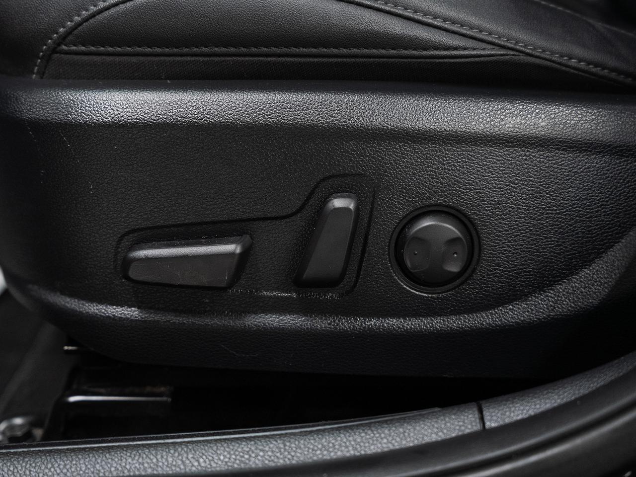 2022 Kia Seltos SX TURBO | Sunroof | Leather | HUD | BSM | CarPlay Photo
