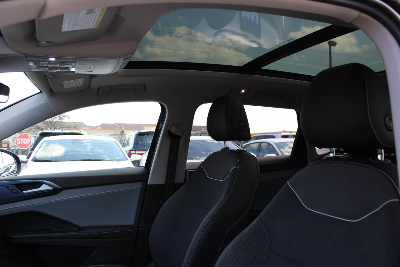 2024 Volkswagen Taos Comfortline Photo