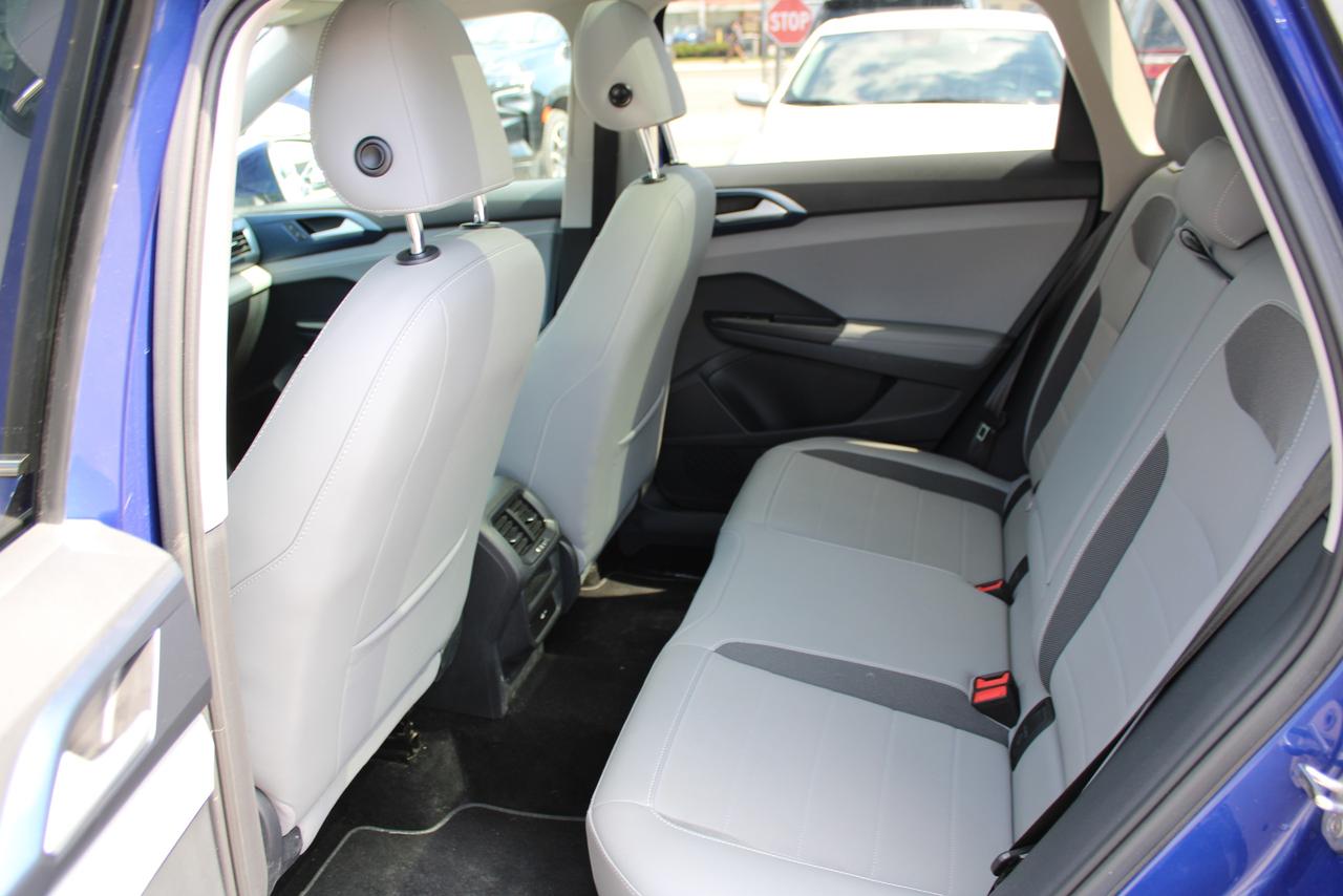 2024 Volkswagen Taos Comfortline Photo