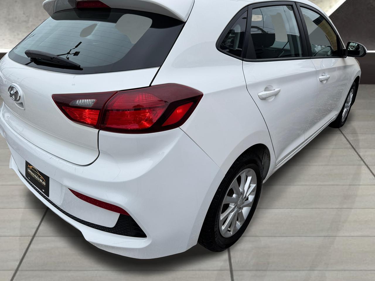 2019 Hyundai Accent Preferred+Winter+New All Season Tires+CLEAN CARFAX Photo