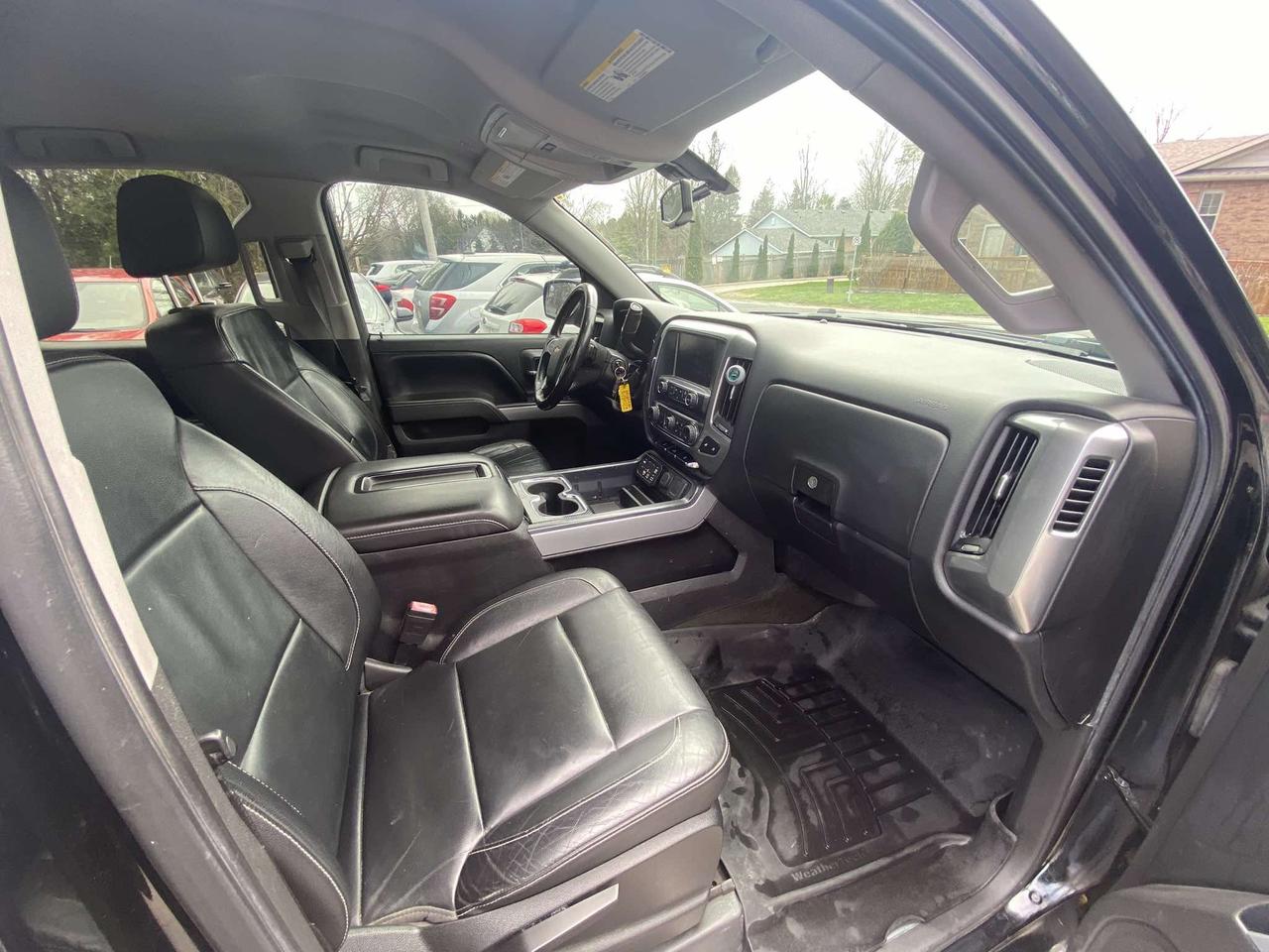 2017 Chevrolet Silverado 1500 4WD Crew Cab 143.5" LT w/2LT Photo