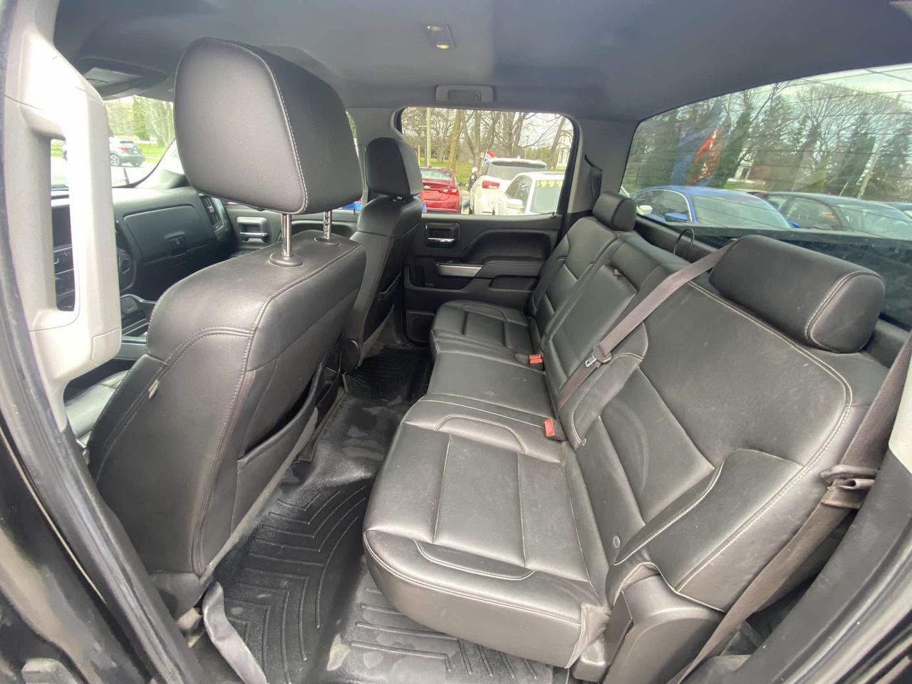 2017 Chevrolet Silverado 1500 4WD Crew Cab 143.5" LT w/2LT Photo