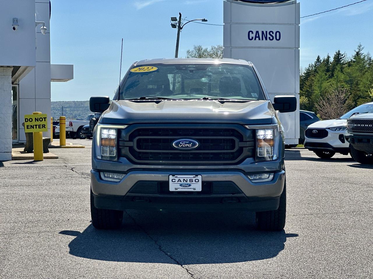 2022 Ford F-150 XLT 4X4 SUPERCREW W/ SPORT PACKAGE / 6.5" BOX / FX4