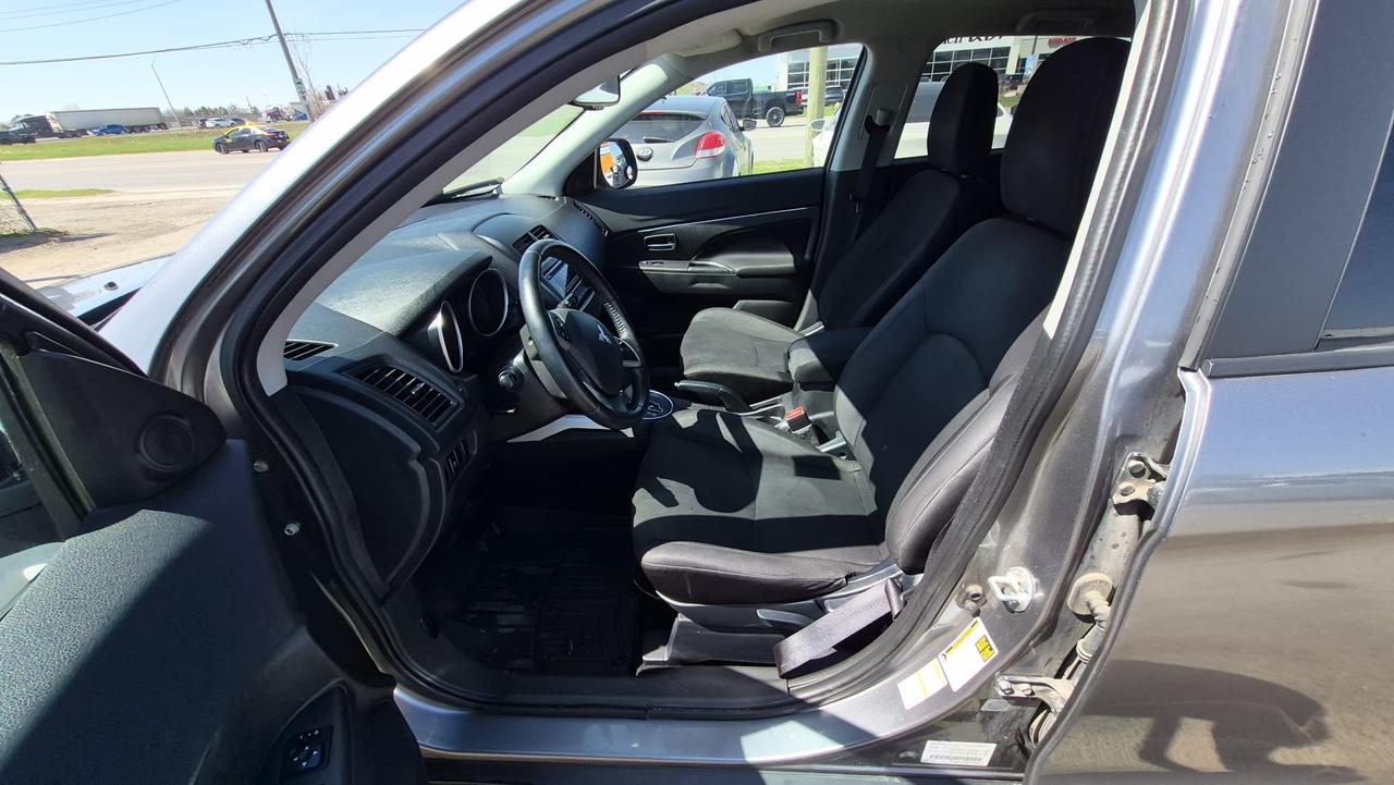 2014 Mitsubishi RVR SE, AWD, 4 CYL, RELIABLE, ALLOYS, CERTIFIED Photo