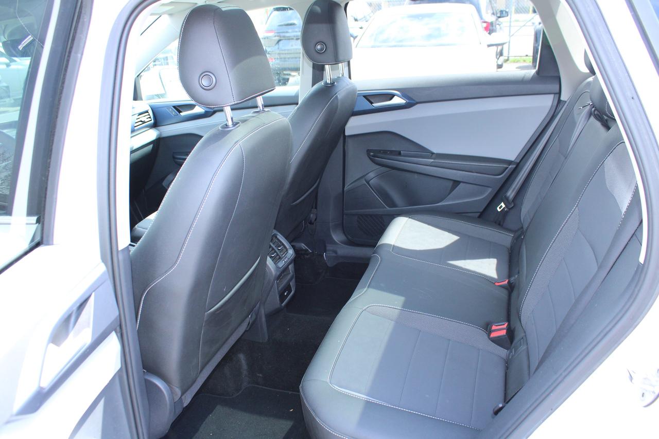 2024 Volkswagen Taos Comfortline Photo