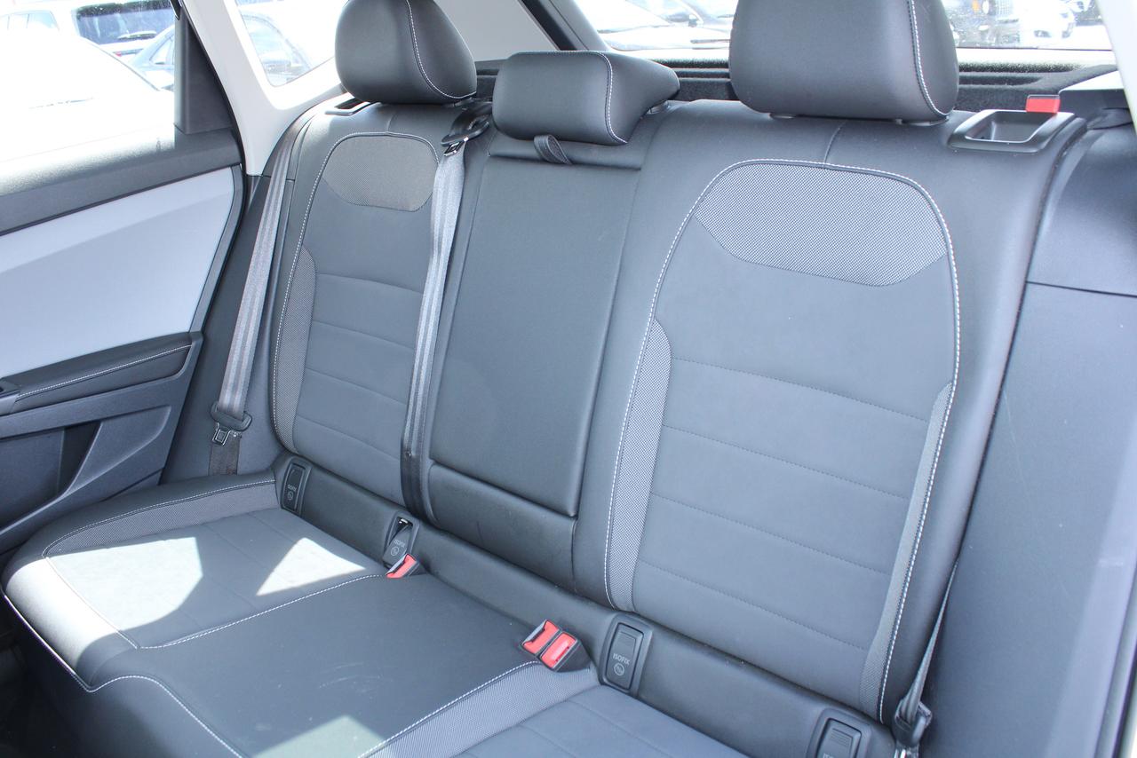 2024 Volkswagen Taos Comfortline Photo