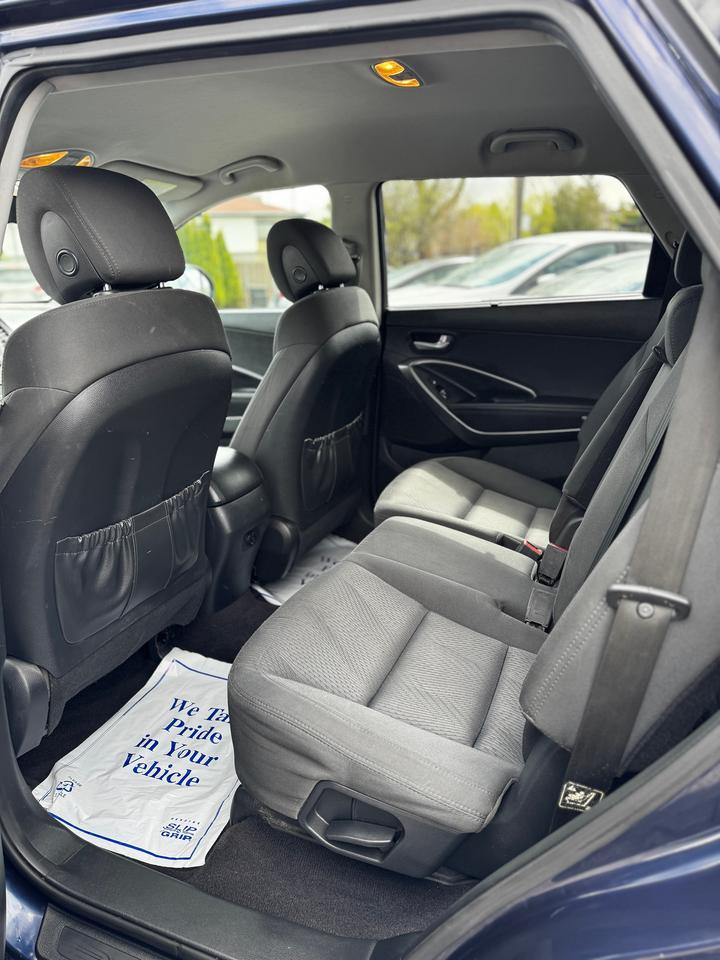 2017 Hyundai Santa Fe XL AWD Premium | CERTIFIED | 7 SEATER Photo