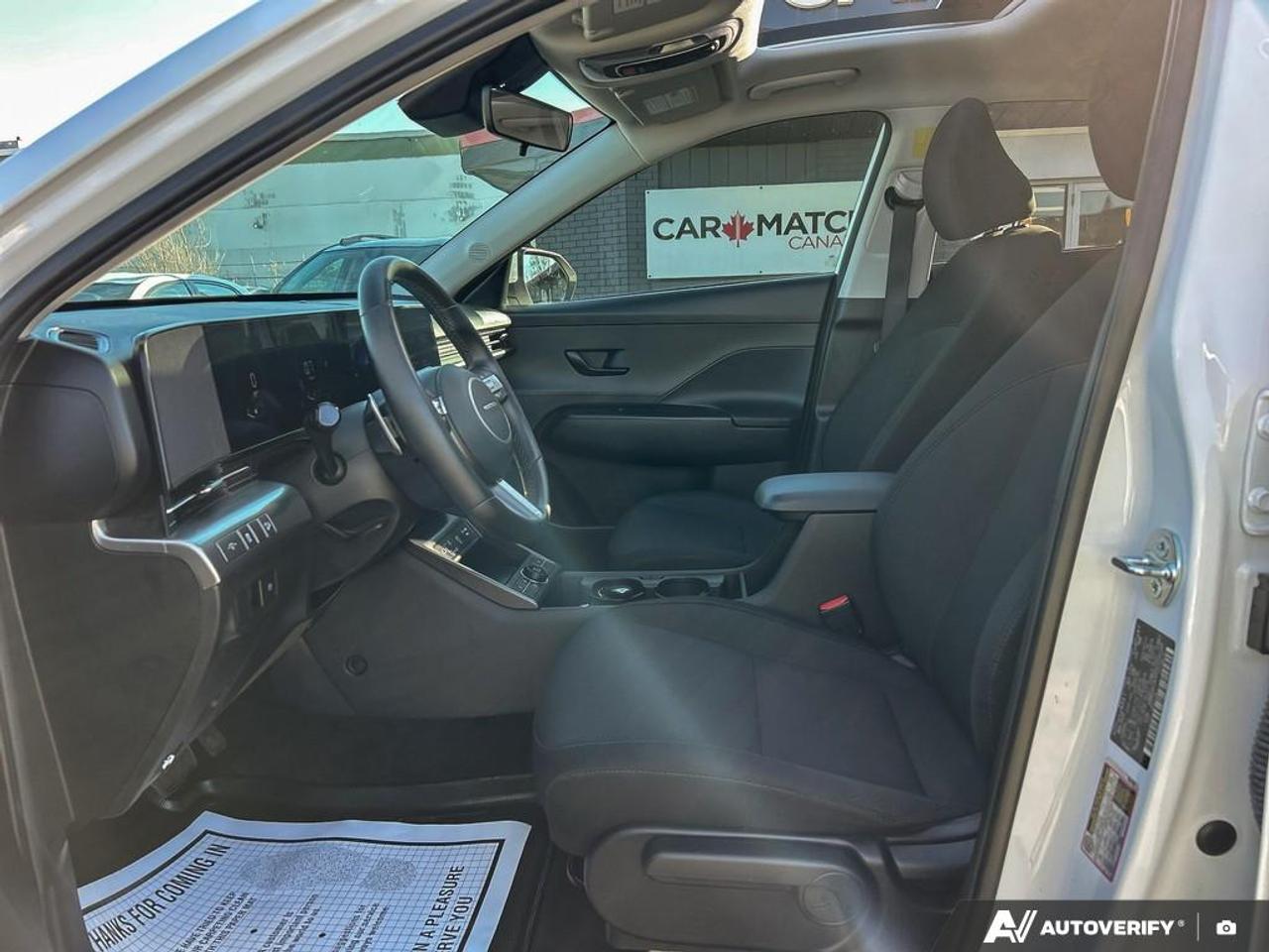 2025 Hyundai KONA PREFERRED SPORT / NO ACCIDENTS / ROOF / AWD Photo