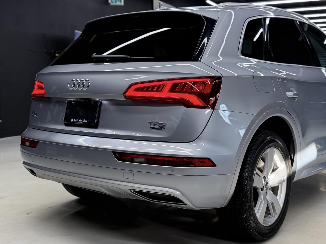 2018 Audi Q5 TECHNIK|NAV|360CAM|ACC|BSM|LKA|FCW|AMBIENT LIGHT| Photo