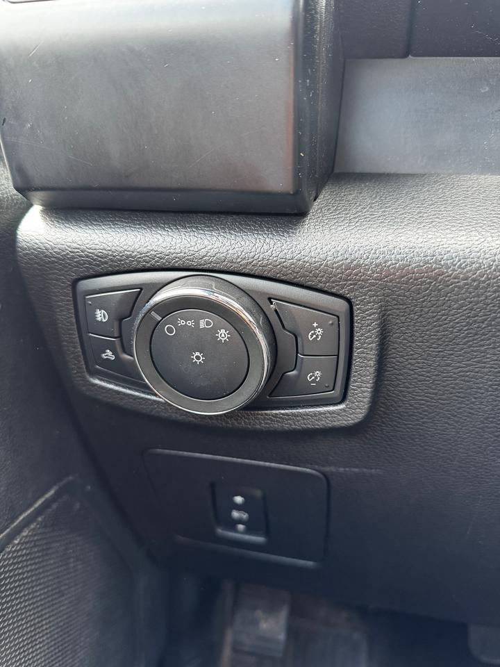 2017 Ford F-150 XLT | 4x4 | STANDARD BED | CERTIFIED Photo