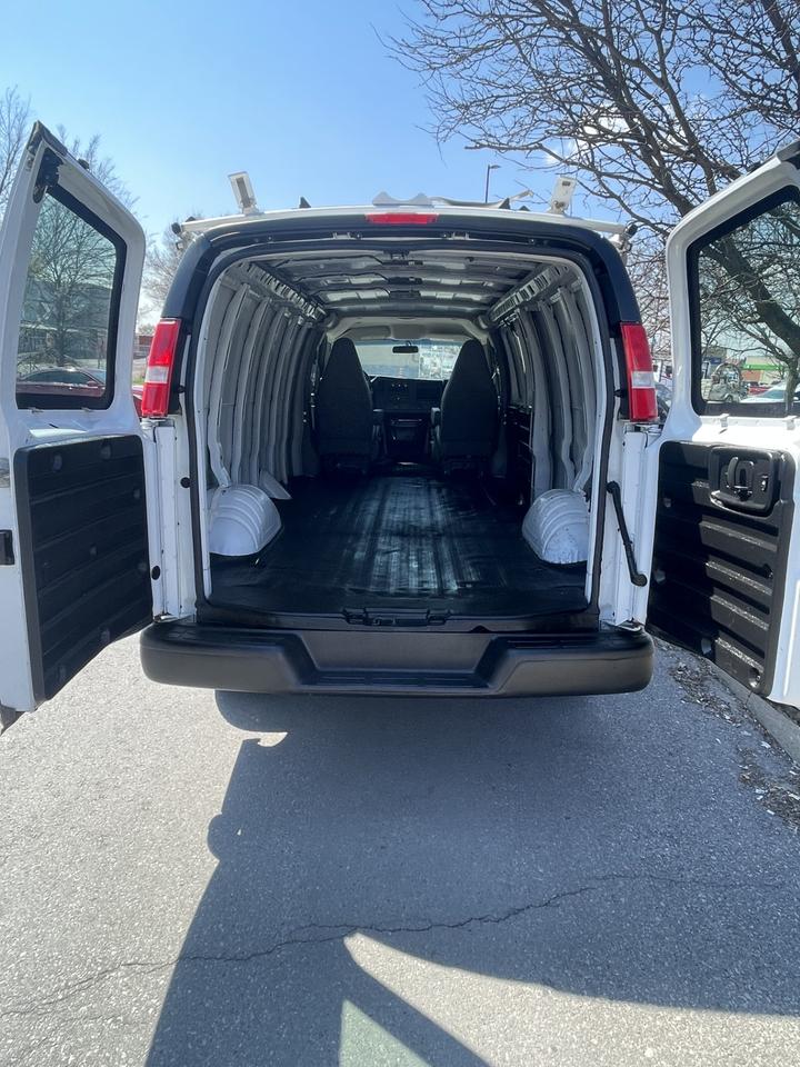 2019 Chevrolet Express Cargo Van EXTENDED     4.3L VORTEC V6 Photo