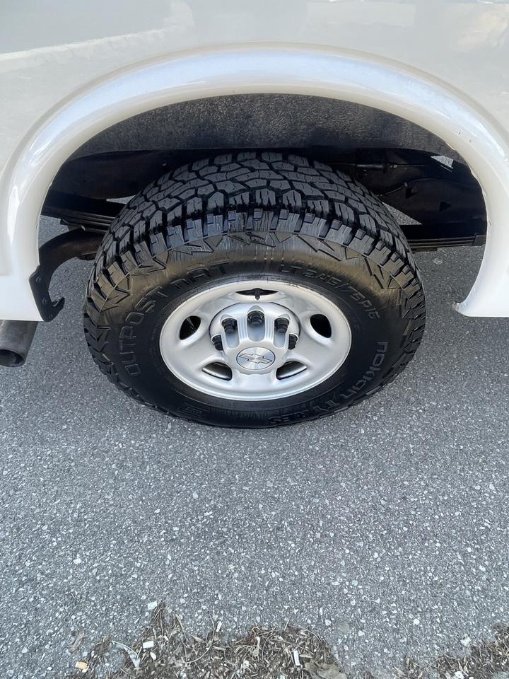 2019 Chevrolet Express Cargo Van EXTENDED     4.3L VORTEC V6 Photo