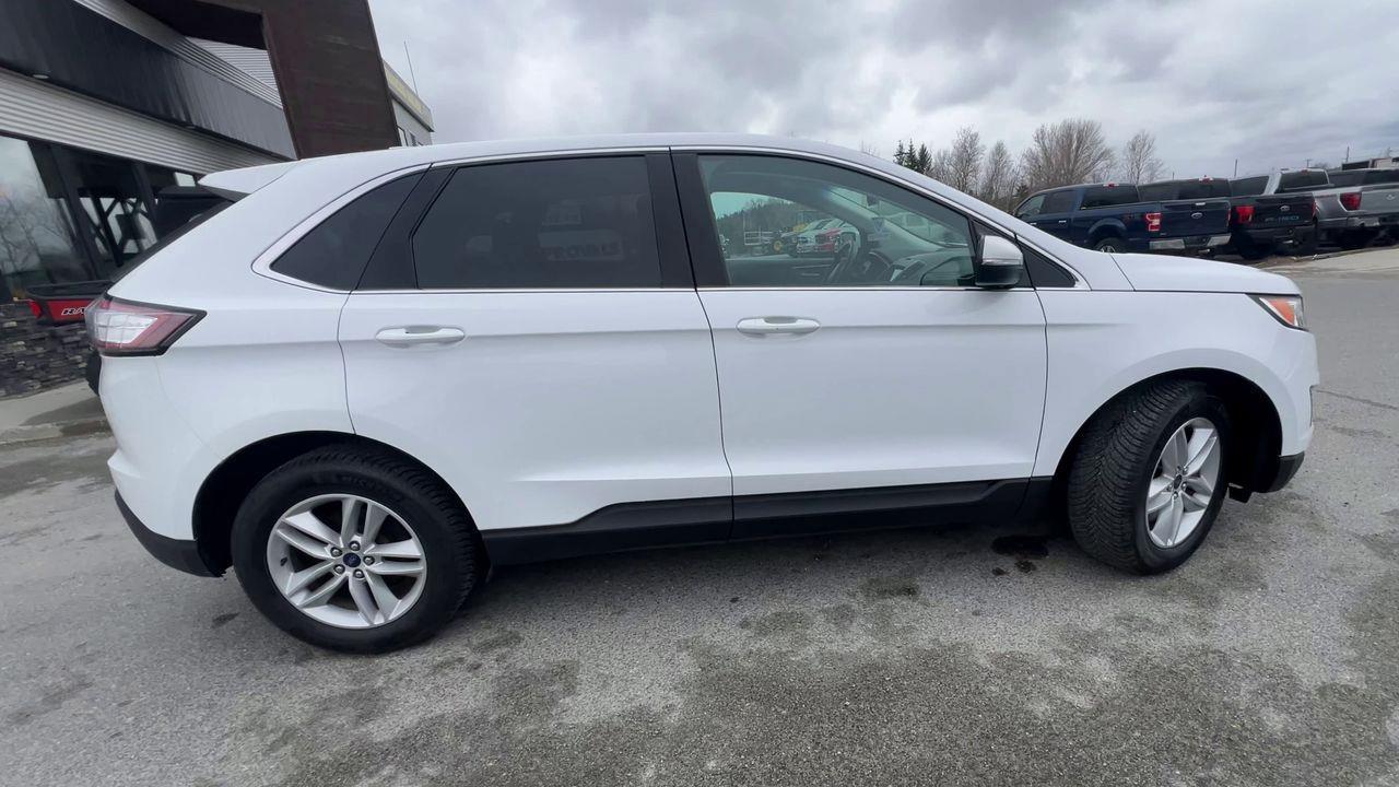 2018 Ford Edge SEL AWD Photo