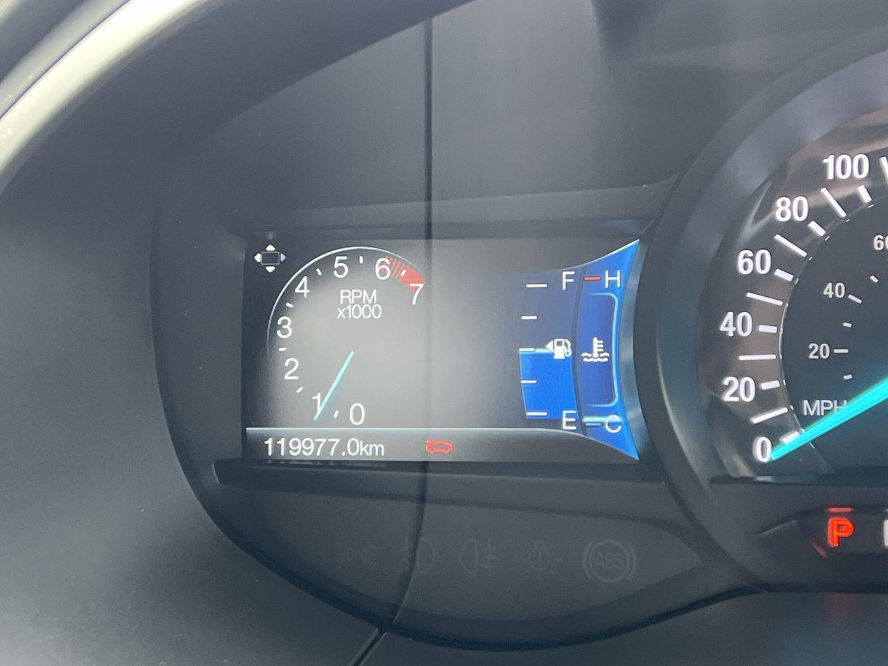 2018 Ford Edge SEL AWD Photo
