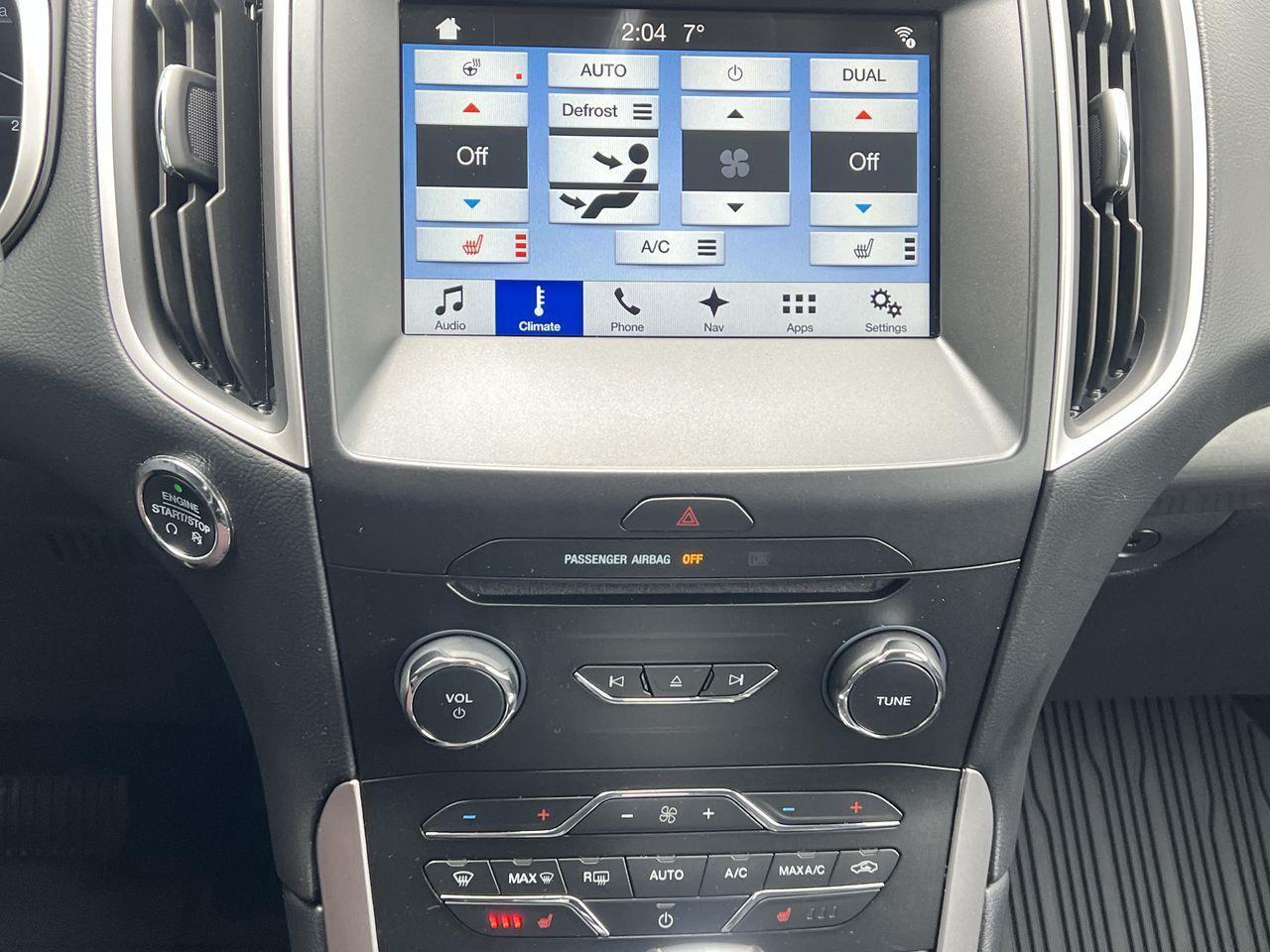 2018 Ford Edge SEL AWD Photo