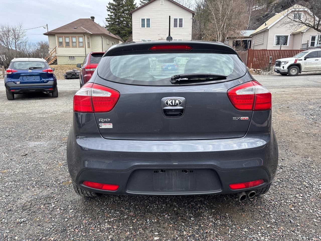 2013 Kia Rio SX Photo3