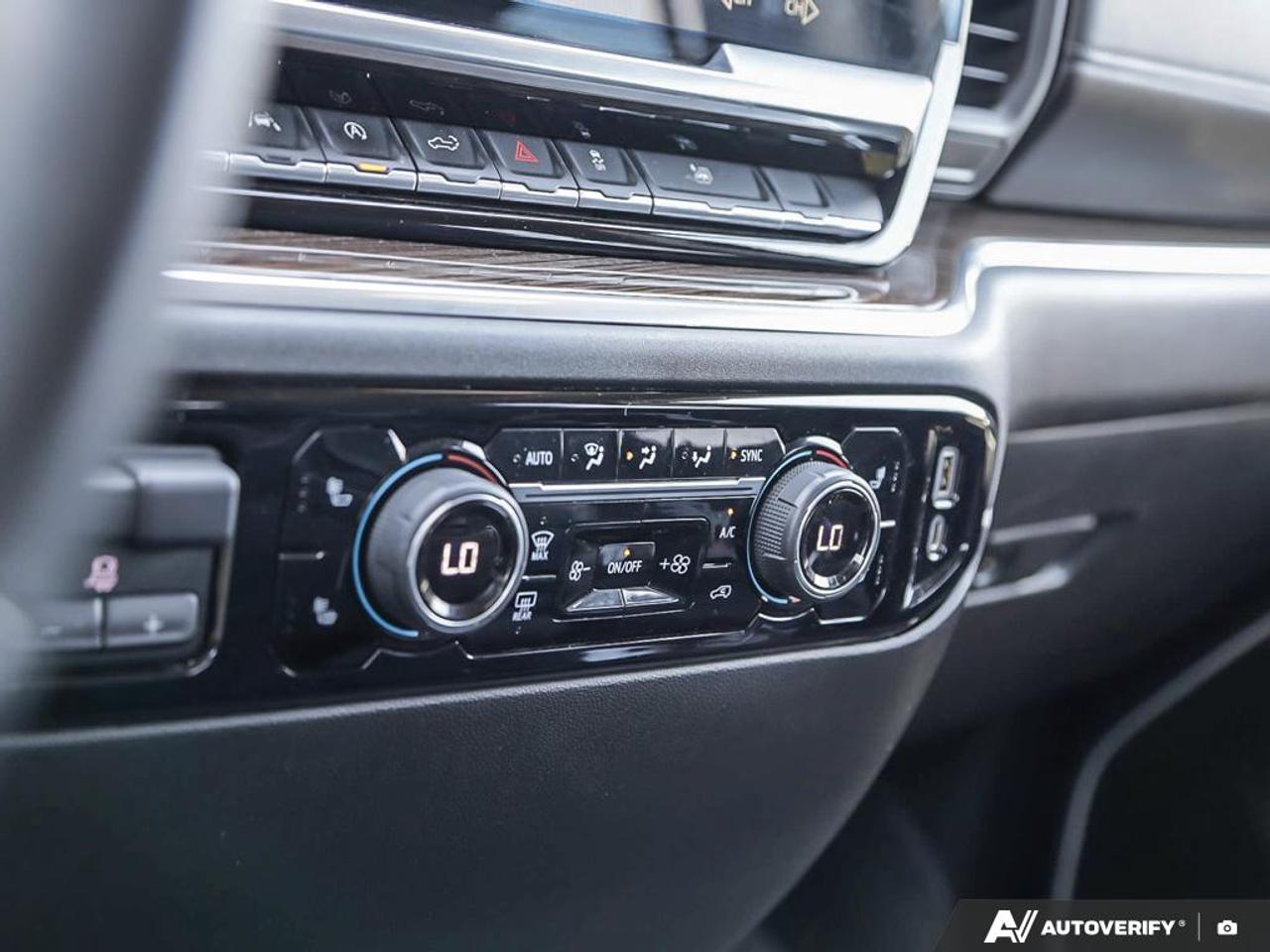 2023 Chevrolet Silverado 1500 LT 12.3INCH DIGITAL DISPLAY | APPLE CARPLAY/ANDROID A Photo