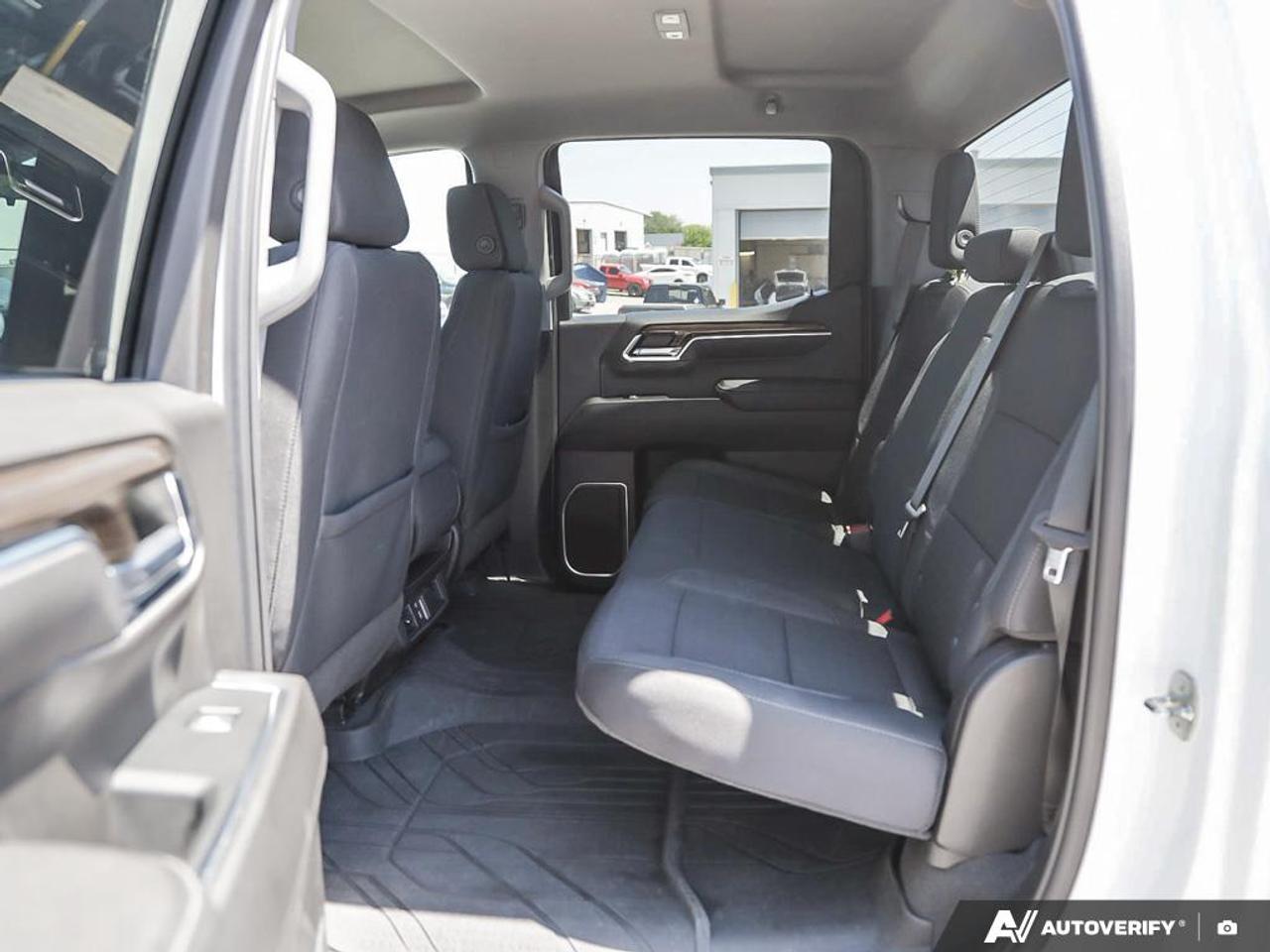 2023 Chevrolet Silverado 1500 LT 12.3INCH DIGITAL DISPLAY | APPLE CARPLAY/ANDROID A Photo