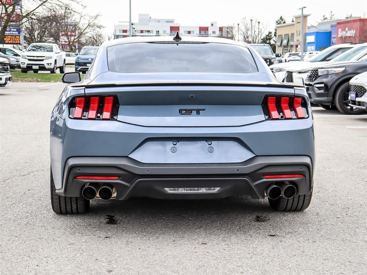 2025 Ford Mustang GT Premium Fastback Photo4