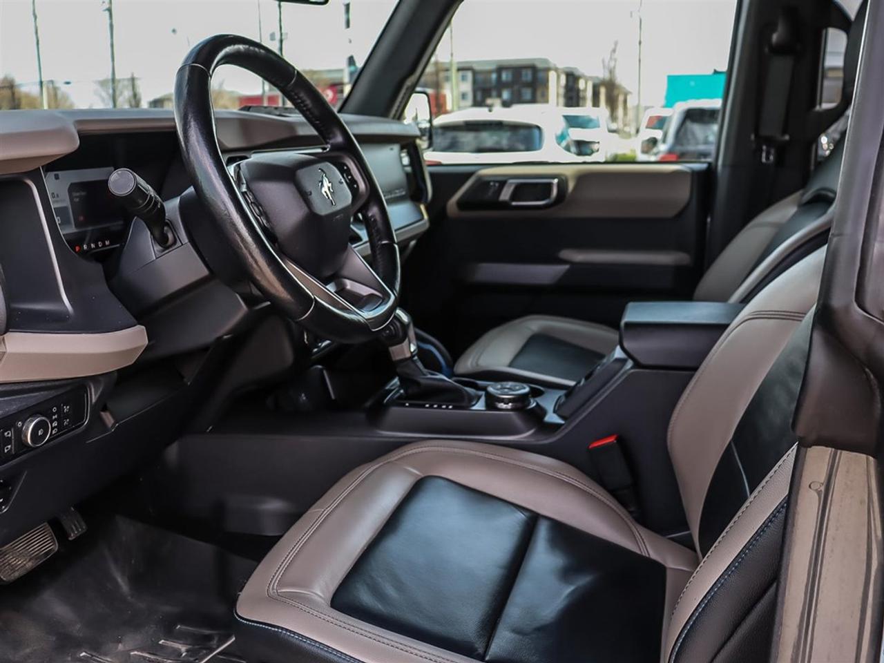 2022 Ford Bronco BADLANDS 4 DOOR ADVANCED 4X4 Photo