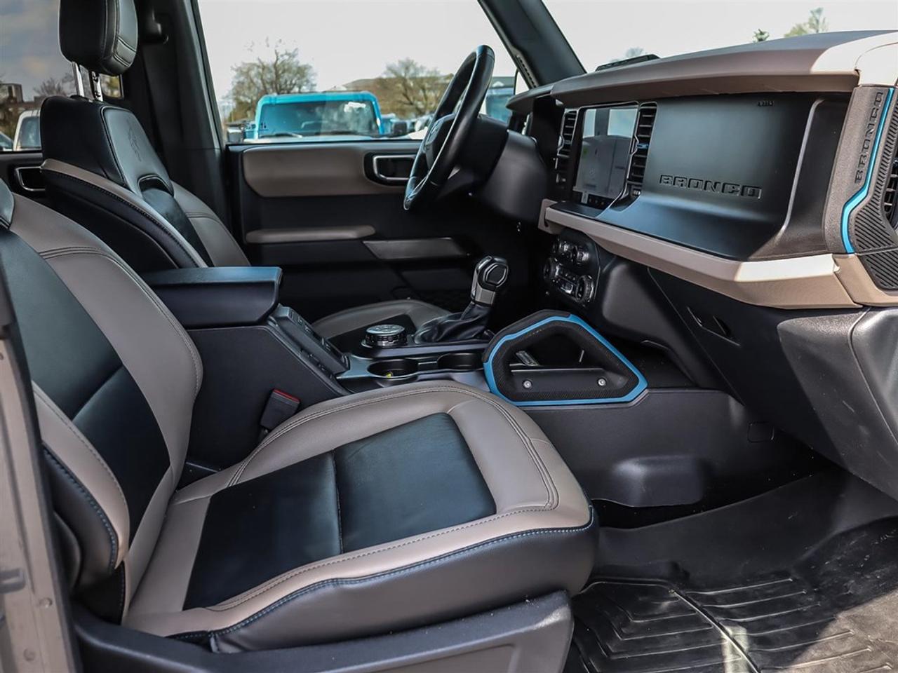 2022 Ford Bronco BADLANDS 4 DOOR ADVANCED 4X4 Photo
