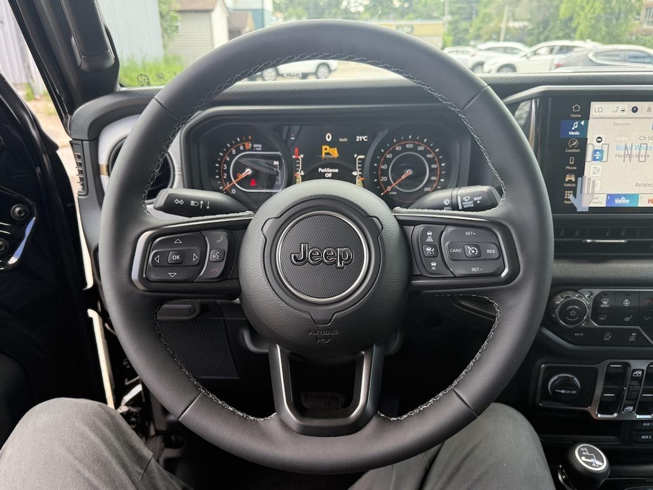 2026 Jeep Gladiator NightHawk 4x4 Photo