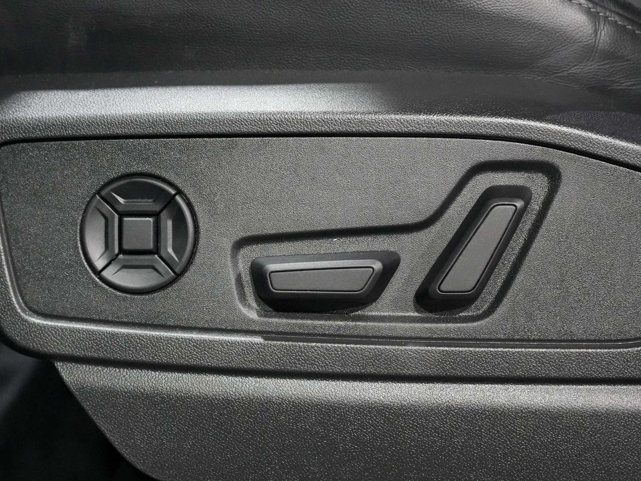 2025 Audi Q5 Progressiv| S Line| PANO| HUD| B&O| DRIVE ASSIST Photo