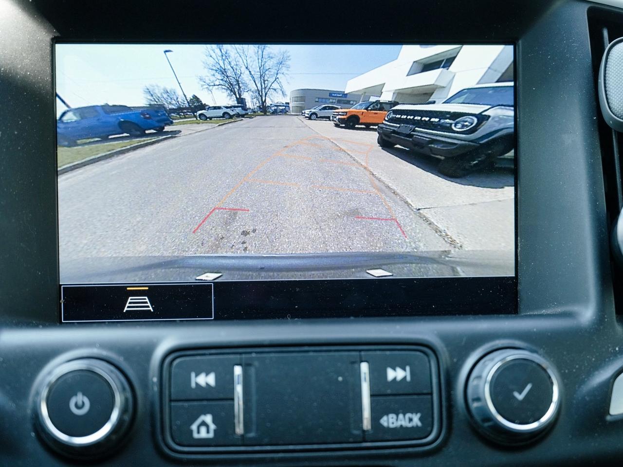 2023 GMC Terrain AWD SLE | PANO ROOF | LOW KM | THANK YOU CHAD! Photo