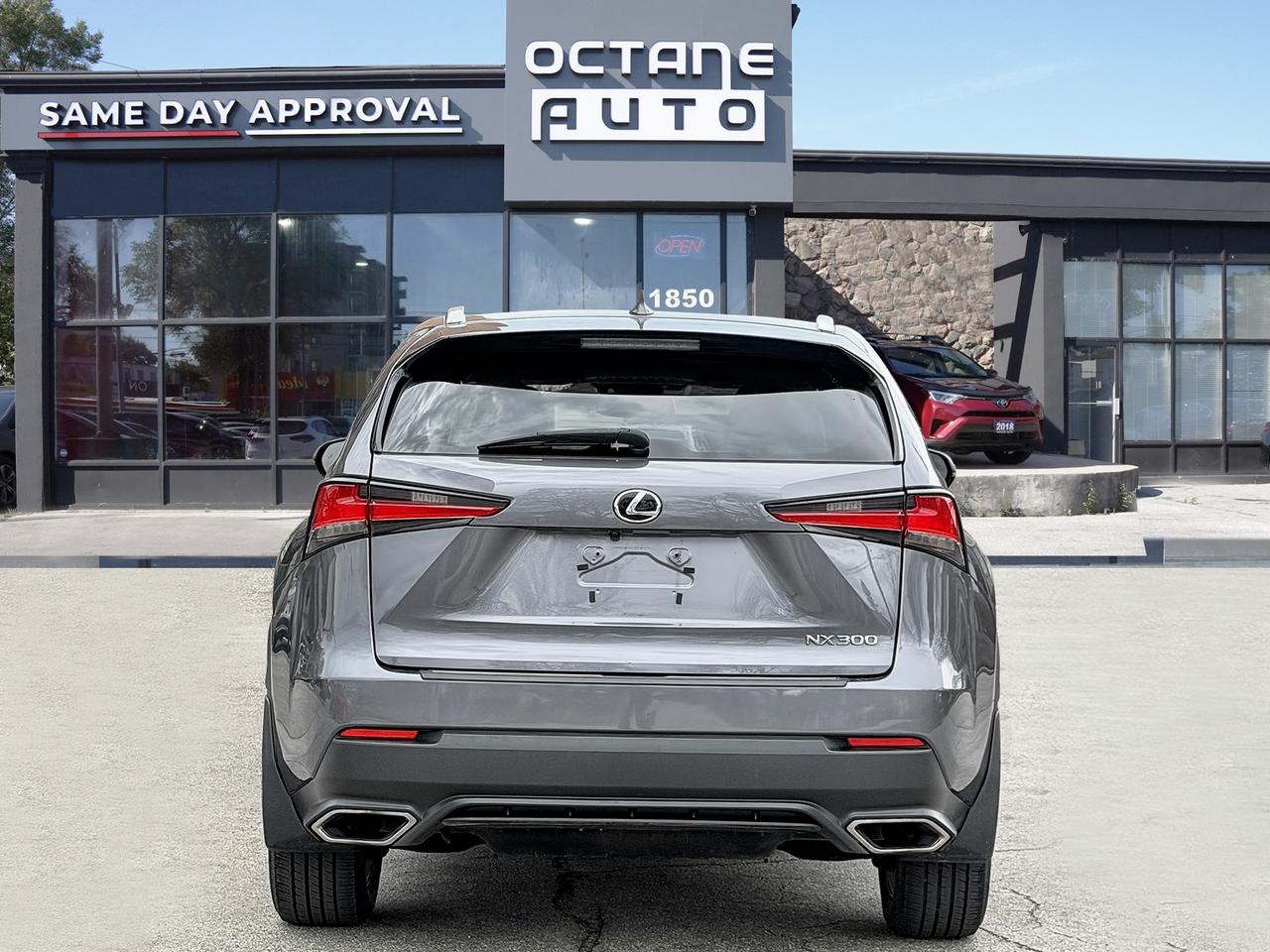 2018 Lexus NX NX 300 Auto Photo4