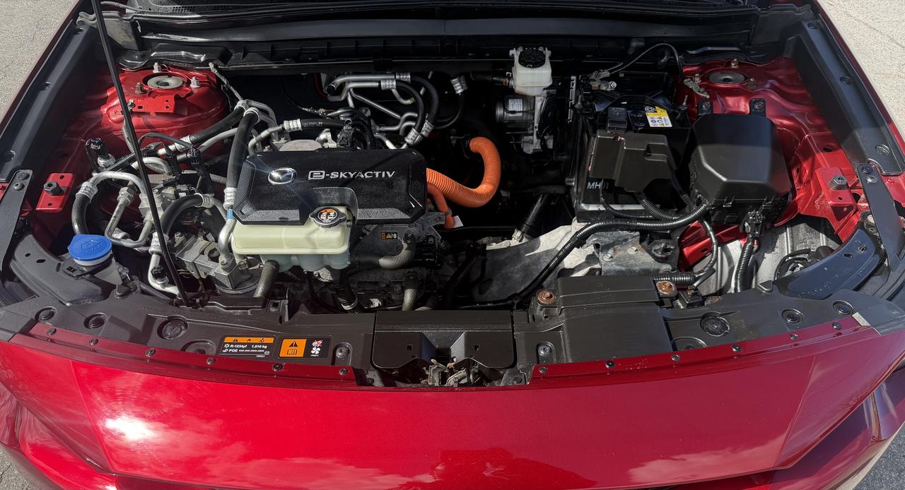 2022 Mazda MX-3 0 GT FWD Photo
