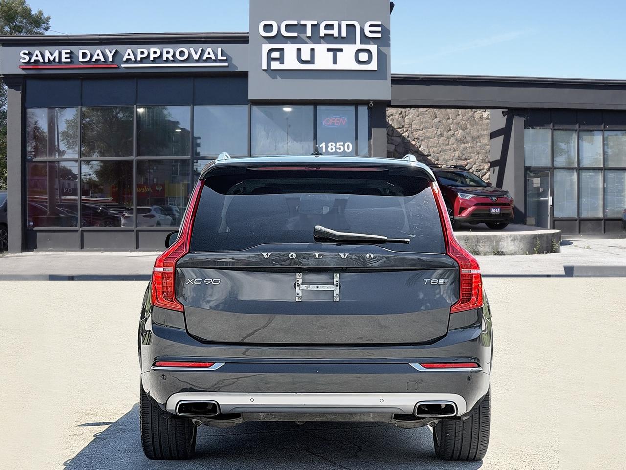 2018 Volvo XC90 T8 eAWD Plug-In Hybrid Inscription Photo