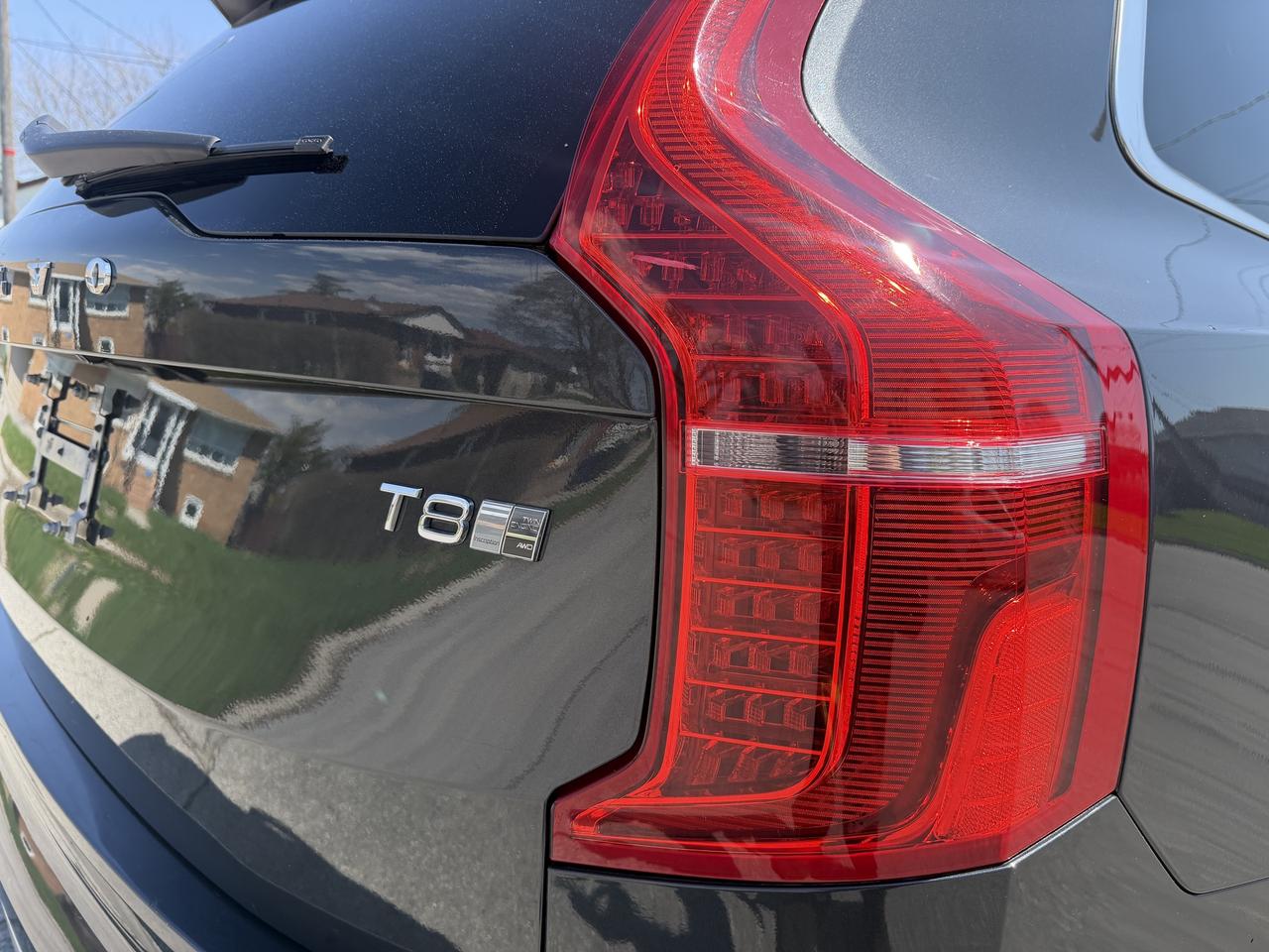 2018 Volvo XC90 T8 eAWD Plug-In Hybrid Inscription Photo
