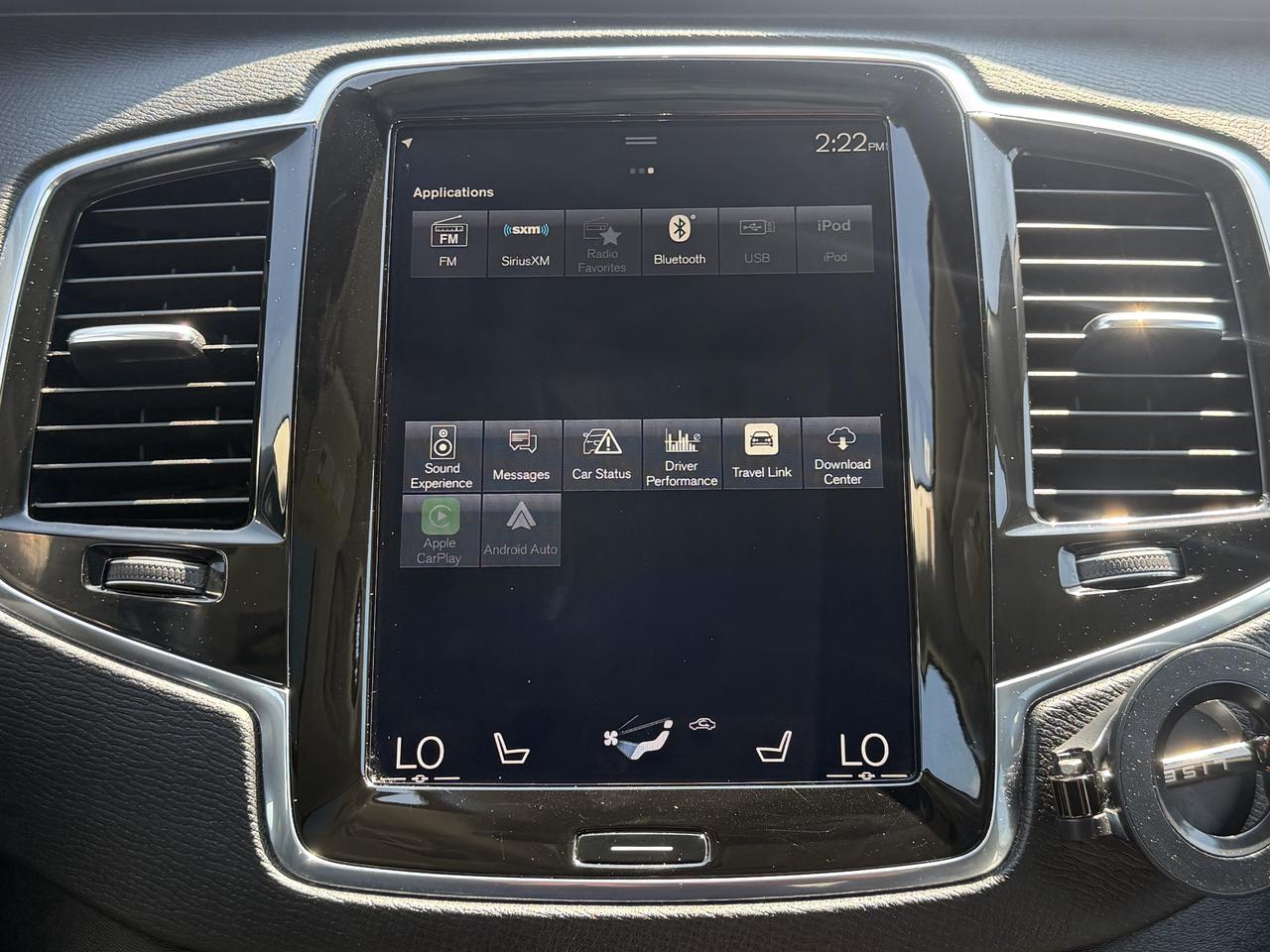 2018 Volvo XC90 T8 eAWD Plug-In Hybrid Inscription Photo