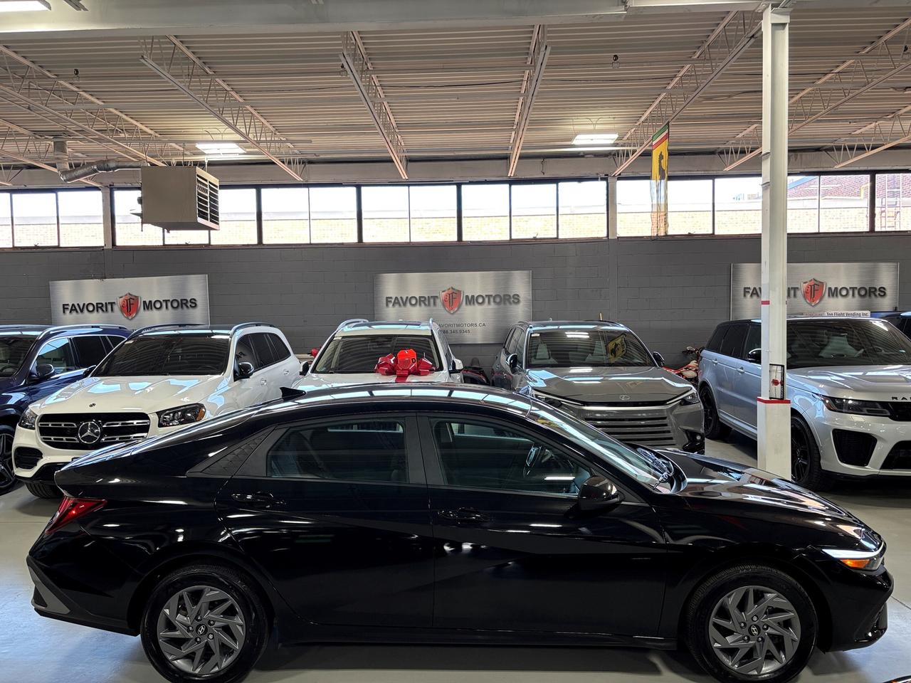2025 Hyundai Elantra Preferred IVT|ALLOYS|CARPLAY|HEATSEATS|REMOTESTART Photo
