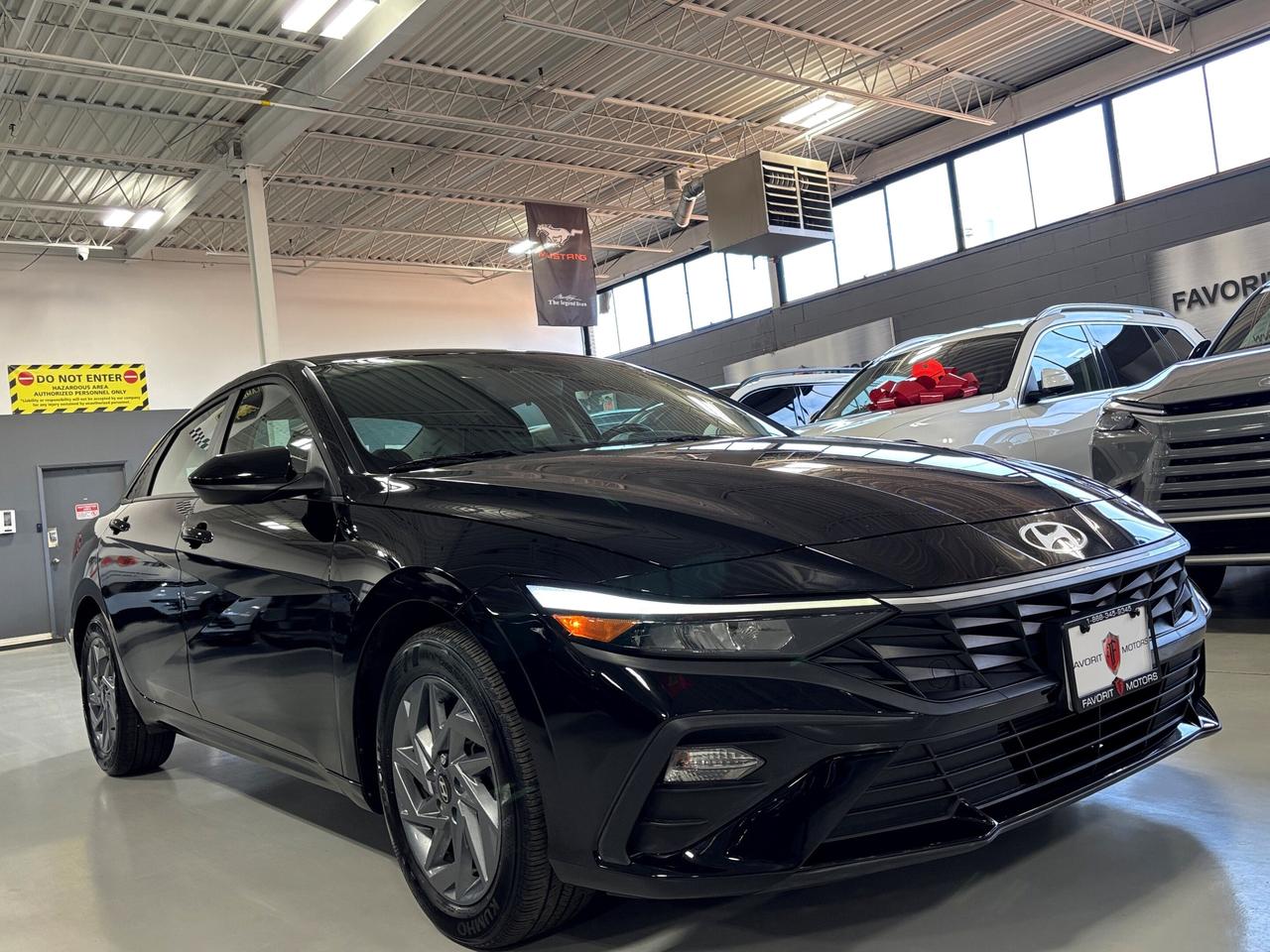 2025 Hyundai Elantra Preferred IVT|ALLOYS|CARPLAY|HEATSEATS|REMOTESTART Photo