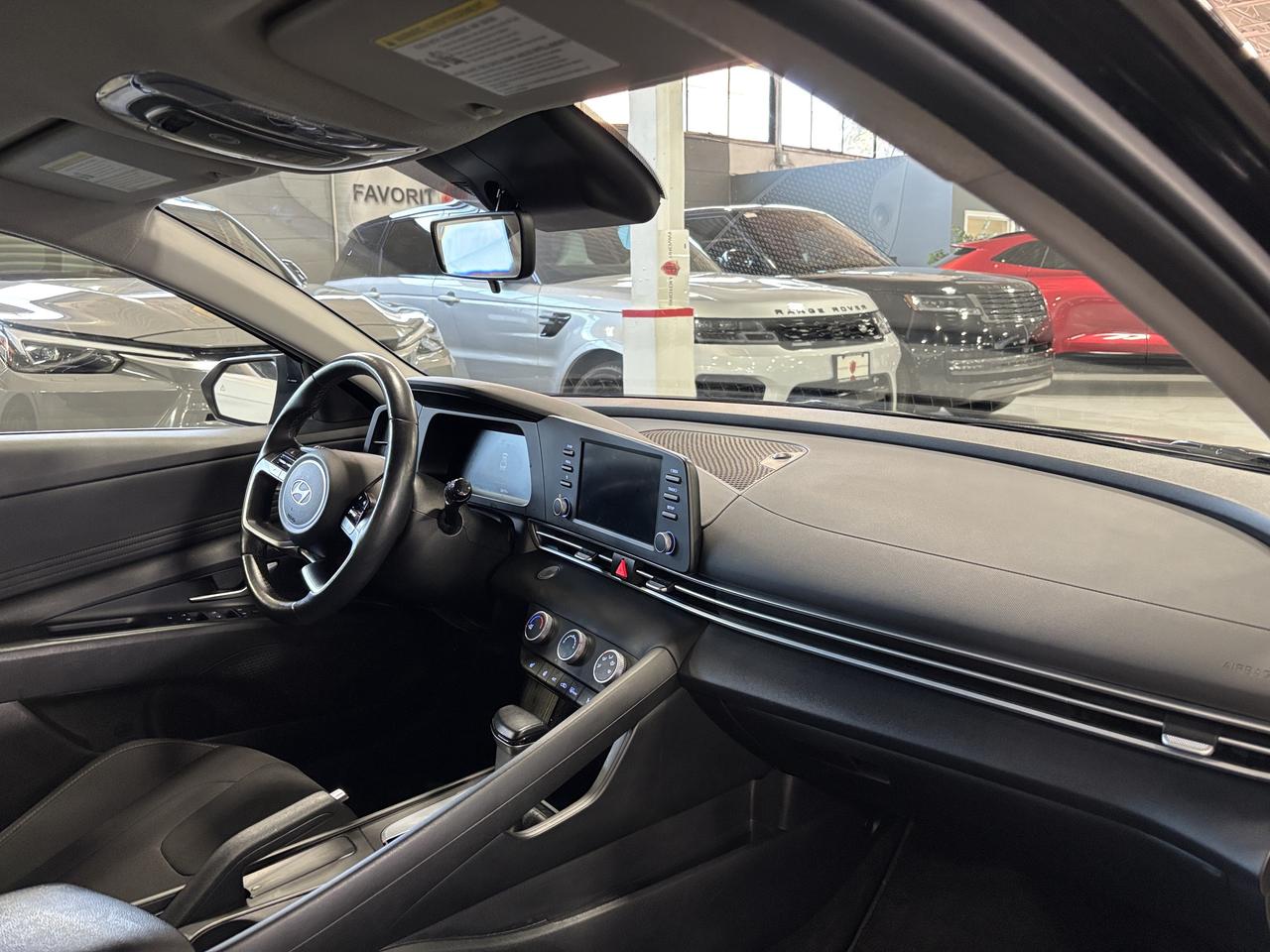 2025 Hyundai Elantra Preferred IVT|ALLOYS|CARPLAY|HEATSEATS|REMOTESTART Photo
