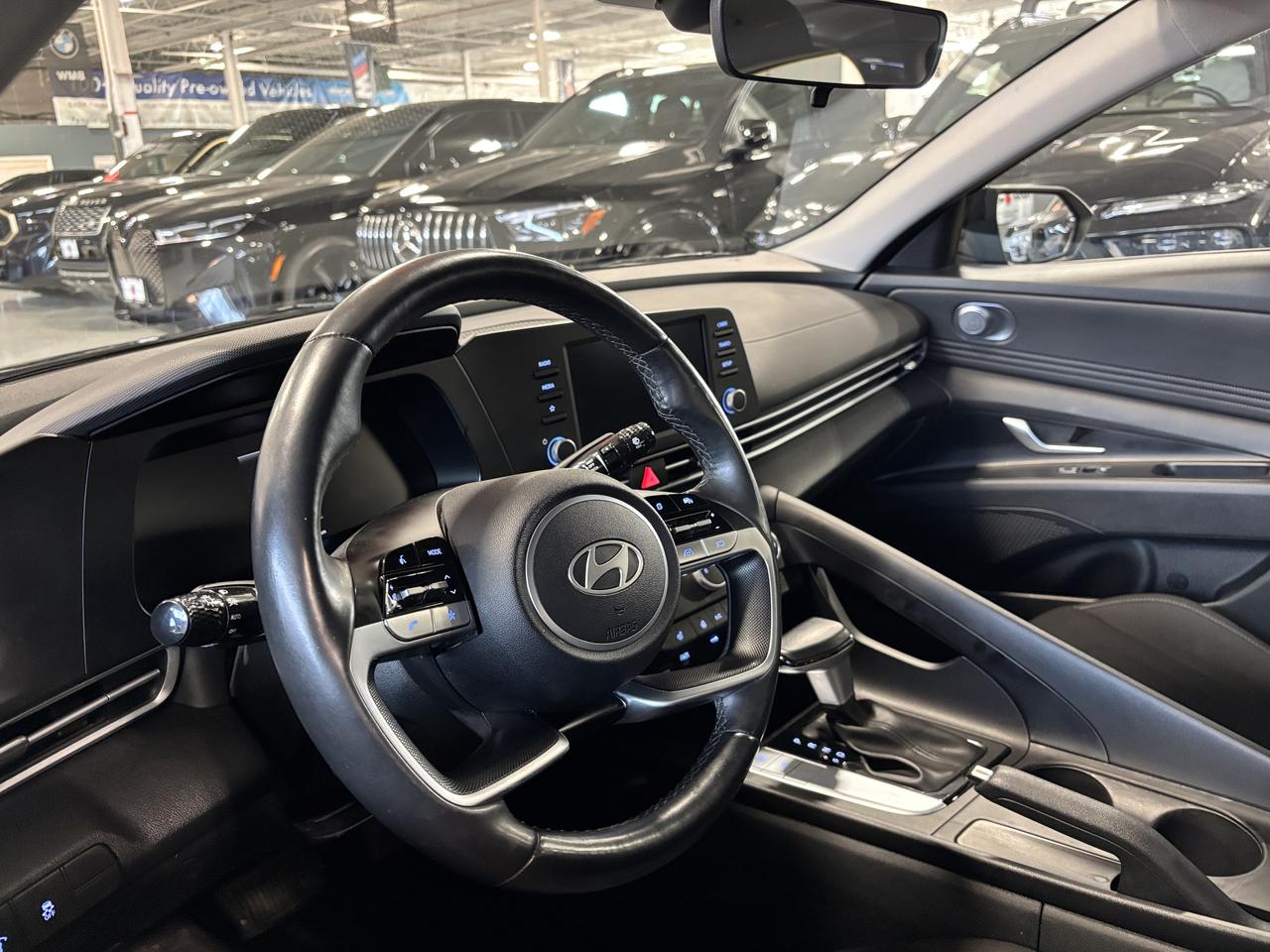 2025 Hyundai Elantra Preferred IVT|ALLOYS|CARPLAY|HEATSEATS|REMOTESTART Photo
