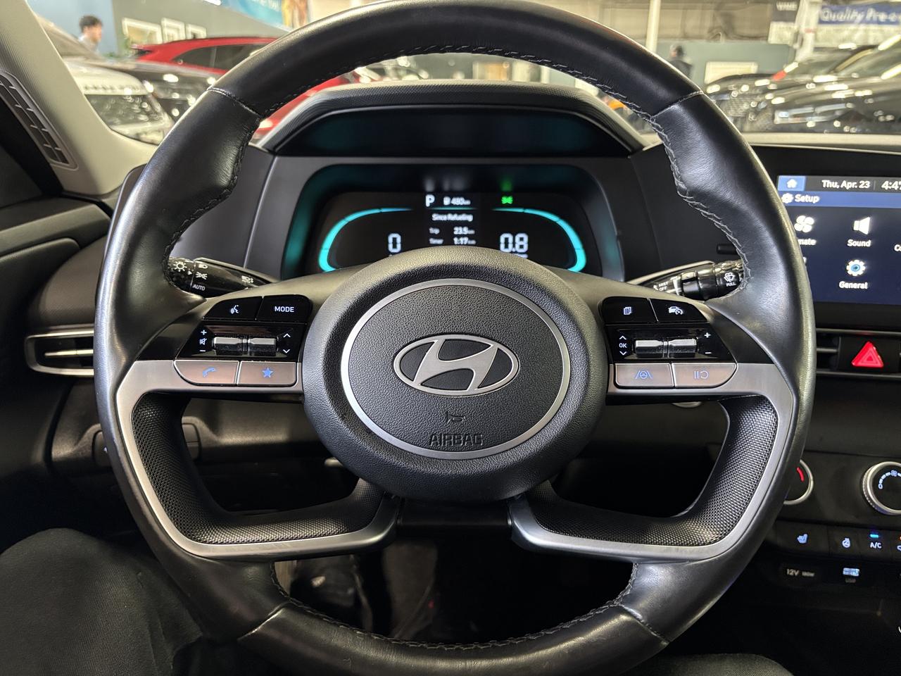 2025 Hyundai Elantra Preferred IVT|ALLOYS|CARPLAY|HEATSEATS|REMOTESTART Photo