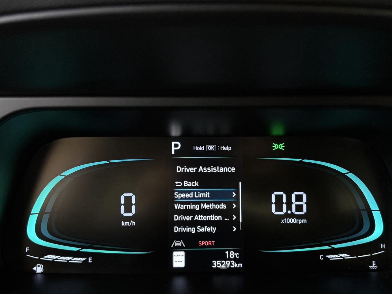 2025 Hyundai Elantra Preferred IVT|ALLOYS|CARPLAY|HEATSEATS|REMOTESTART Photo